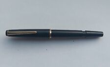 Vintage black Montblanc no. 32 fountain pen - With defects picture
