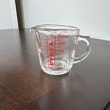 Vintage Capital PYREX 508 Red Letter D Handle 1 Cup 8 oz Glass Measuring Cup picture