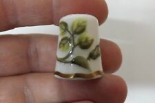 ROYAL WORCESTER THIMBLE A BEAUTIFUL BLIND EARL PATTERN STUDY THIMBLE  (4112) picture