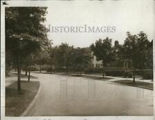 1932 Press Photo Street in Shaker Heights picture