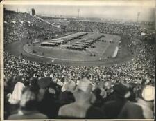 1945 Press Photo Army-Navy crowd watching Middies on parade in Philadelphia, PA. picture