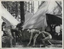 1932 Press Photo Boys pitch tents at Citizens' Military Training Camp, New York picture