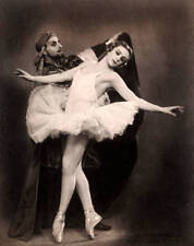 Famous Russian Ballet Dancer Natalia Dudinskaya c1940 1 Old Photo picture
