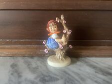 Goebel Hummel Apple Tree Girl Figurine #141 3/0 TMK-3 4.0