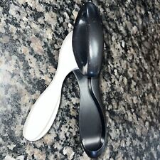 Tupperware Can Opener Smooth Edge Black & White No Sharp Edges 5898A-2 picture