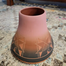 EAGLEHAWK SIOUX NATIVE AMERICAN ART POTTERY VASE Signed Green Cream Pink-VTG picture