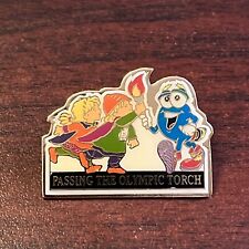 Vintage 1996 Atlanta Olympics “Passing The Olympic Torch” Izzy Lapel Hat Pin picture
