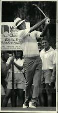 1987 Press Photo Golfer Chi Chi Rodgriguez in action - sys10295 picture