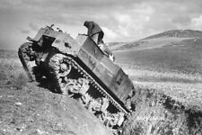 WW II PHOTO/1943 TUNISIA DISABLED U.S.  M3 TANK/4X6 B&W Photo Reprint picture