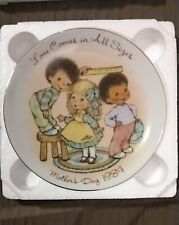 Avon 1984 Mother's Day Plate 