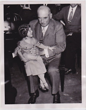 J. P. MORGAN with Lya Graf Freak Midget * Rare VINTAGE Iconic 1933 press photo picture