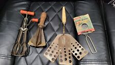 LOT 4 Antique kitchen Grater 3 blade chopper Androck Mixer triple spatula picture