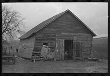 Corncrib on Frank Moody's farm in Miller Township, Woodbury County, Iowa picture