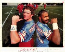 1989 Press Photo Houston Oilers' Gregg, left, and Glenn Montgomery at practice picture