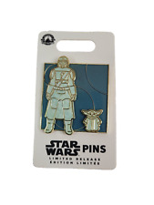 NEW Disney Parks Star Wars Din Djarin and Grogu: The Mandalorian Limited Ed Pin picture