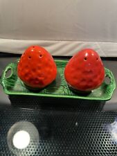 VINTAGE CERAMIC STRAWBERRY SALT & PEPPER SHAKER SET WITH TRAY - COLLECTIBLE picture
