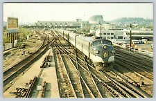 C&O B&O C.U.T.  Amtrak No. 2 Cincinnati Union Terminal Train Locomotive Postcard picture