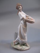 2004 Lladro Privilege Society 7704 Garden of Athens picture