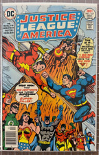JUSTICE LEAGUE OF AMERICA # 137 7.0-8.0 SUPERMAN vs CAPTAIN MARVEL DC Comic picture