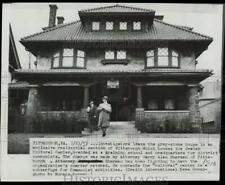 1953 Press Photo Investigators At Alleged Communist Jewish Center In Pittsburgh picture
