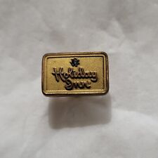 Davene Holiday Inn Service Lapel Pin Vintage picture