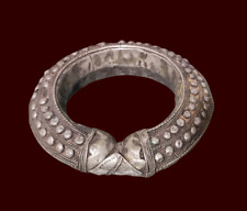 Antique Jewelry - A Thick and Hollow Low Silver Tribal Yemeni Bedouin Bracelet picture