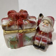 VINTAGE CERAMIC WAVING SANTA CLAUS HINGED TRINKET BOX BOW GIFTS HOLLY CHRISTMAS picture