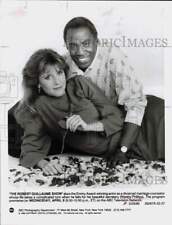 1989 Press Photo Robert Guillaume & Wendy Phillips on The Robert Guillaume Show picture