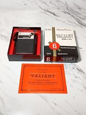 Vintage VALIANT 6 Transistor Pocket Radio MODEL V-666 by Deluxe in Original Box picture