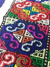 Hmong Lao embroidery embroidery cloth/fabric needlework handstitched gr/red picture