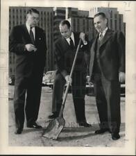 1951 Press Photo Groundbreaking for the Winchester Apartments on Gravier street picture