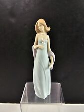 Lladro 5487 Ingenue Woman w/ Evening Gown Pearls Porcelain Figurine 8