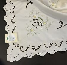 Vintage Ivory Embroided Tablecloth With 8- Matching Placemates 72X90” & 16.5X17” picture