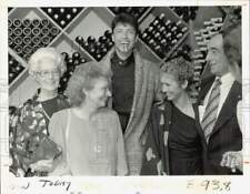 1985 Press Photo Dancer Tommy Tune, Sandy Duncan & Others at Houston Event picture