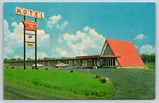 Roadside~Motel Plaza 76 Street View Burbank Ohio~AAA~c1960s Autos~Vtg Postcard picture