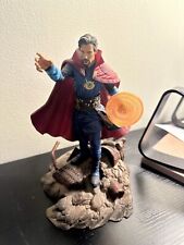 Diamond Select Marvel Gallery Avengers Infinity War Dr Strange 9 inch Diorama picture