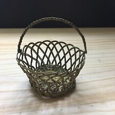 Vintage 1960s Silver plated Metal Woven Wire Fruit Candy Basket w/ Handle 4.5