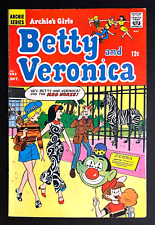 BETTY AND VERONICA #142 Miniskirt Madness Mod Fashion Nice Condition Archie 1967 picture
