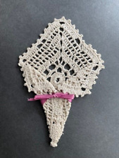 Vintage Crochet Cornucopia shaped piece picture