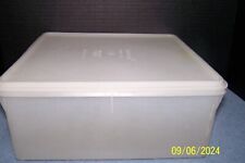 TUPPERWARE LARGE SQUARE KEEPER 13x13x5.5 picture