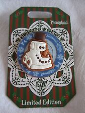 2017 Disney Pin Disneyland Season's Eatings Cars Land - Snow Covered Car New LE picture