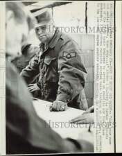 1966 Press Photo Airman Jerry Garman instructs trainees at Amarillo AFB, Texas picture