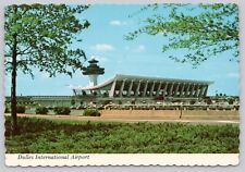 Dulles International Airport Terminal, Washington DC Continental Postcard picture