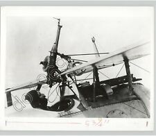 FRENCH MACHINE Gunner In AIRPLANE WWI World War I Dogfight c 1915 Press Photo picture
