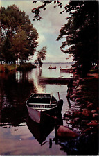 Cadillac Michigan Boat Channel Between Lakes Postcard picture