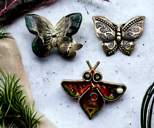 BUTTERFLY BUTTERFLIES Vintage Signed JEWELRY 3 BROOCH PINS Figurine FIGURE LOT picture