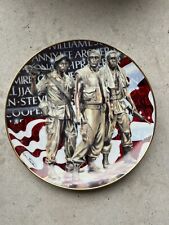 Vietnam War - Limited Edition Franklin Mint Plates - Set Of 2 picture