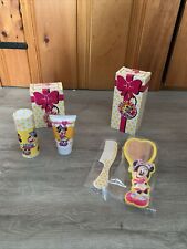 1993 Avon DISNEY Minnie Mouse 'N Me  Gift & Vanity Set Brush, Comb NOS NEW picture