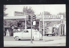 REAL PHOTO RICHFIELD GAS SERVICE STATIONOLD CARS ADVERTISING POSTCARD COPY picture