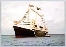 HM Royal Yacht Britannia Postcard UNP 6x4 Flags Ship picture
